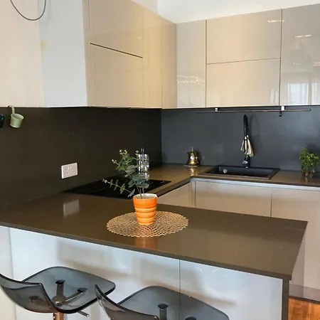 Luxury Seafront With Valletta Views *