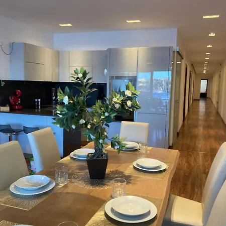 Apartment Luxury Seafront With Valletta Views Sliema
