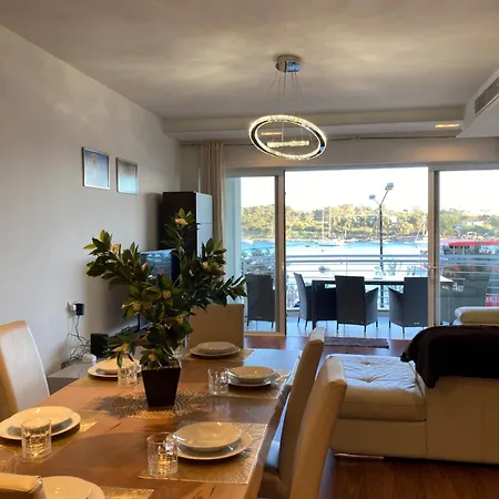 Luxury Seafront With Valletta Views * Sliema
